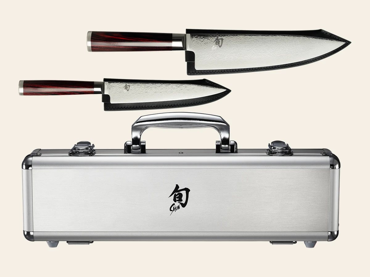 Shun Kohen limited edition two-piece set with two Damascus knives and leather sheaths